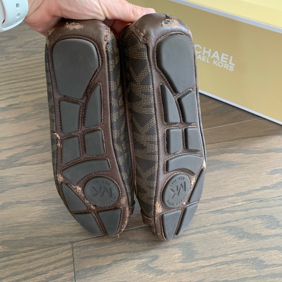 Michael Kors Fulton Moc brown flats - Picture 3 of 3